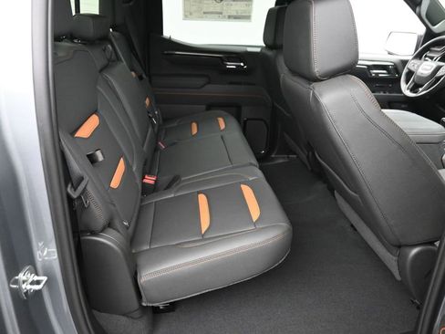 New 2026 GMC Sierra 1500 AT4 w/ AT4 Premium Package AWD/4WD image 10