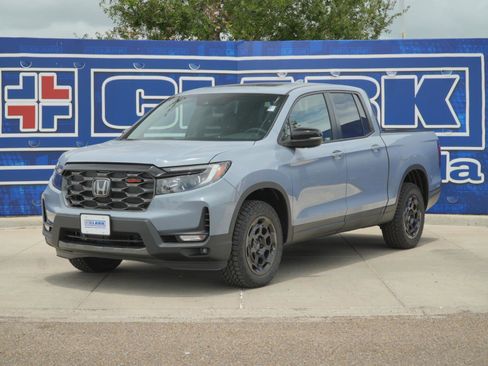 New 2026 Honda Ridgeline TrailSport image 1