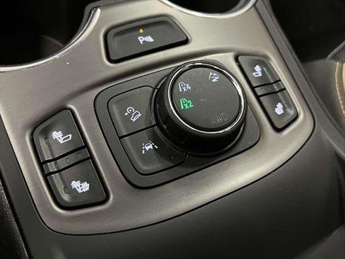 Certified 2022 GMC Terrain AT4 w/ Infotainment Package II image 35