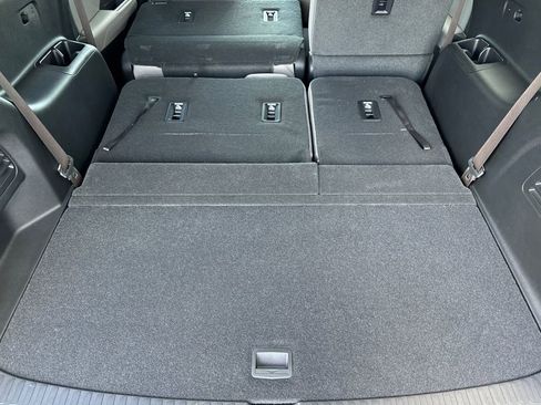 New 2025 GMC Acadia Elevation AWD/4WD image 13