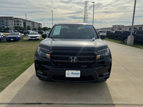 Certified 2025 Honda Ridgeline Sport image 3