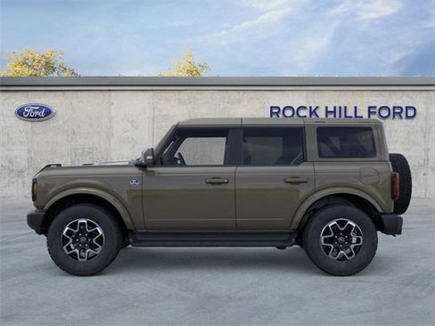 New 2025 Ford Bronco Outer Banks image 4