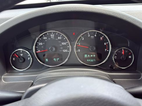 Used 2012 Jeep Liberty Sport RWD image 32