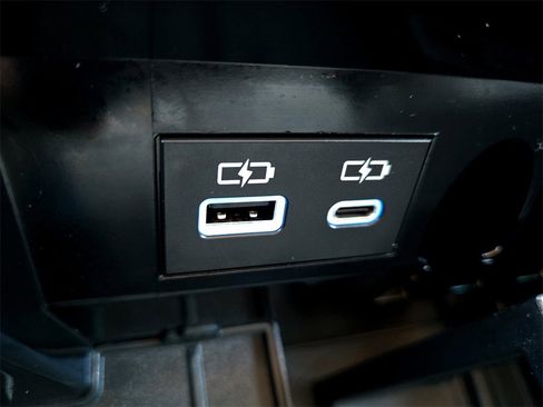 Used 2022 Toyota Tundra SR5 image 22