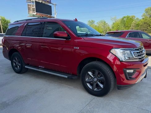 Used 2021 Ford Expedition XLT w/ FX4 Off-Road Package AWD/4WD image 3