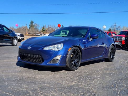 Used 2016 Scion FR-S image 1