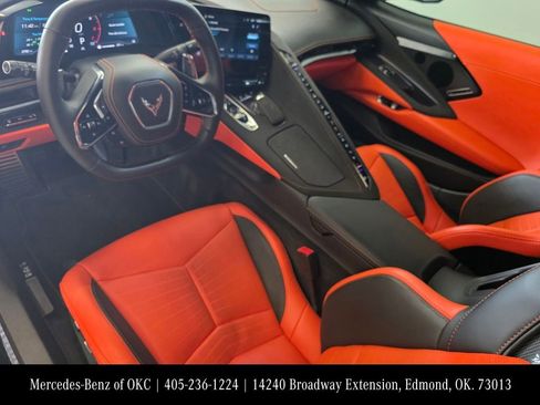 Used 2025 Chevrolet Corvette Stingray Premium Cpe w/ Stealth Interior Trim Package image 12