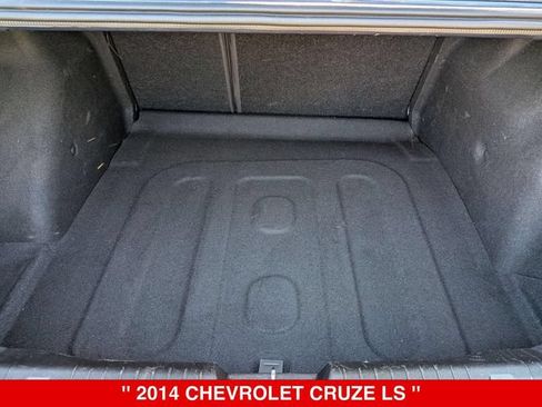 Used 2014 Chevrolet Cruze LS FWD image 27