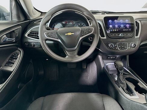 Used 2023 Chevrolet Malibu LT FWD image 21