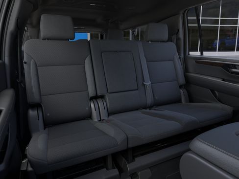New 2026 Chevrolet Suburban LS AWD/4WD image 18