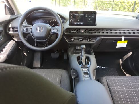 New 2026 Honda HR-V LX image 16