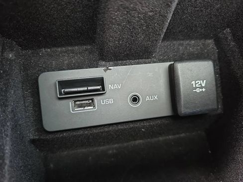Used 2019 Land Rover Discovery Sport HSE AWD/4WD image 36
