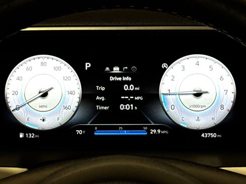 Used 2022 Hyundai Tucson Limited AWD/4WD image 17