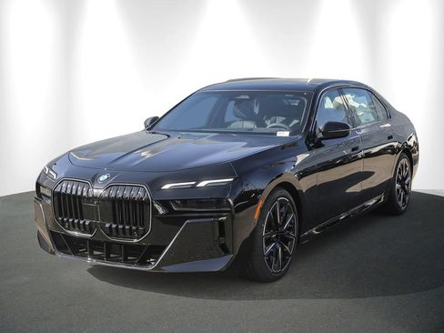 New 2026 BMW 740i w/ Premium Package RWD image 3
