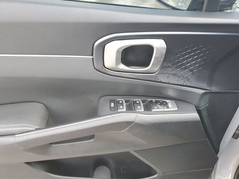 Certified 2024 Kia Sorento S w/ Panoramic Sunroof Package FWD image 19