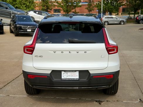 Certified 2023 Volvo XC40 Recharge Ultimate w/ Protection Package Premier image 8