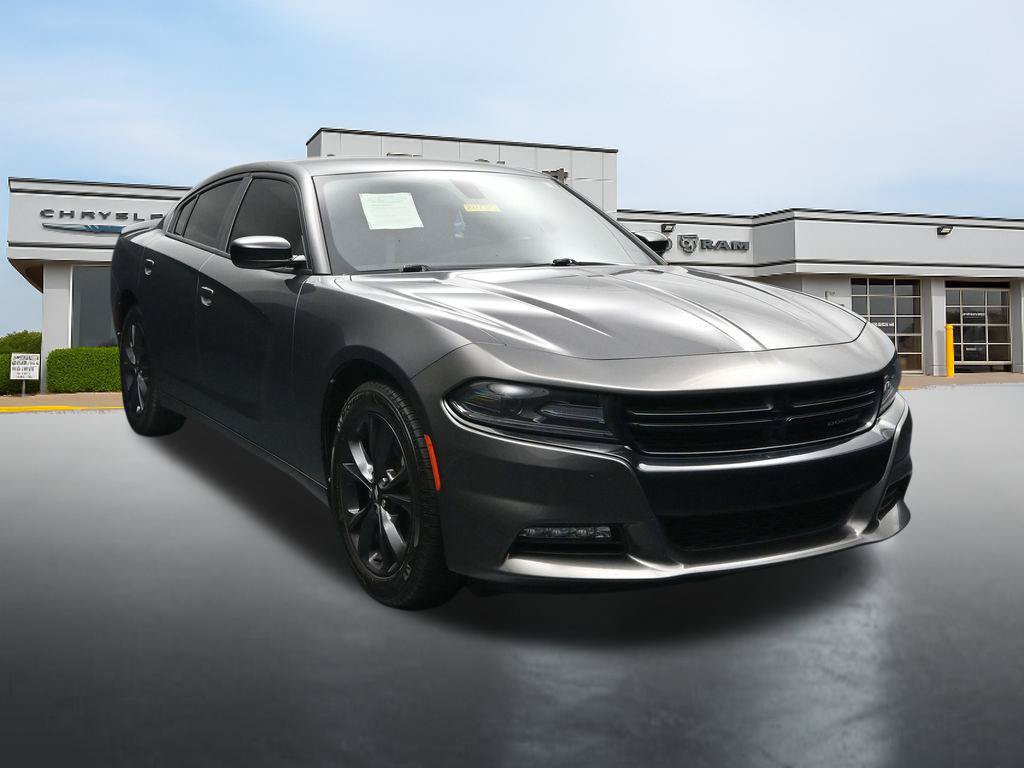 Used 2020 Dodge Charger SXT w/ Blacktop Package AWD/4WD image 7