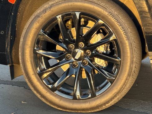 Used 2023 Cadillac Escalade Sport Platinum w/ LPO, ONYX Package image 46