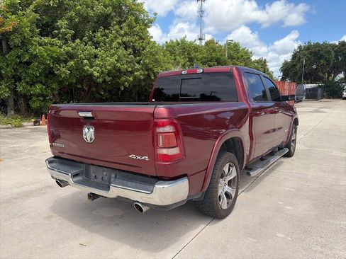 Used 2019 RAM 1500 Laramie AWD/4WD image 3