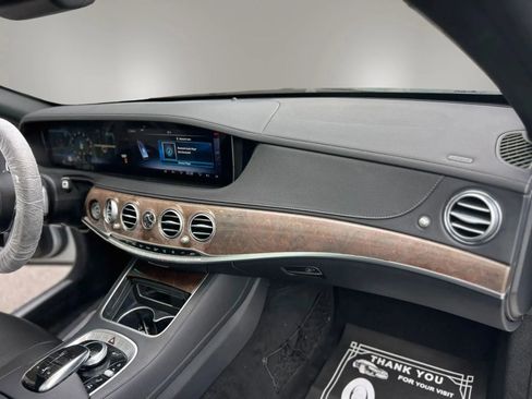 Used 2018 Mercedes-Benz S 450 Sedan image 11