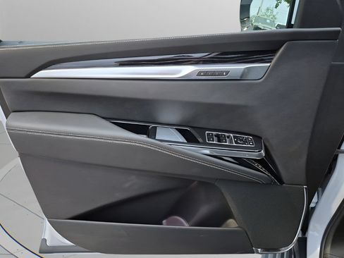 New 2026 Cadillac Escalade ESV Sport AWD/4WD image 27