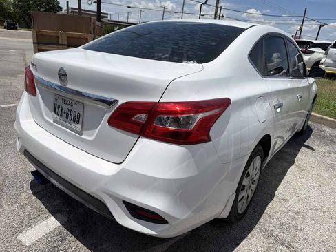 Used 2019 Nissan Sentra S FWD image 3