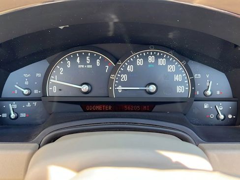 Used 2005 Cadillac XLR RWD image 11
