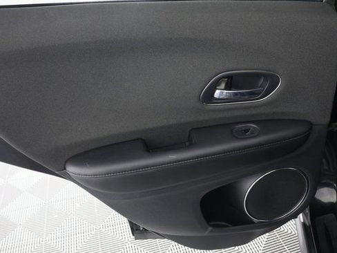 Used 2022 Honda HR-V EX image 25