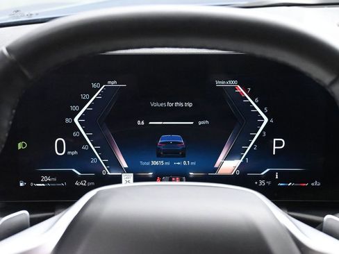 Used 2025 BMW 330i xDrive Sedan image 25