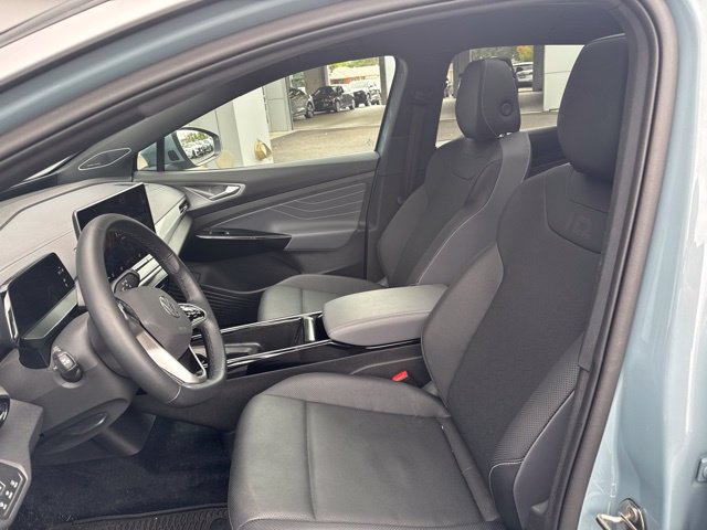 Certified 2025 Volkswagen ID.4 Pro S Plus AWD/4WD image 9