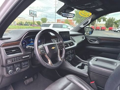 Used 2024 Chevrolet Suburban High Country w/ Advanced Technology Package AWD/4WD image 10