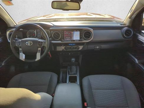 Used 2022 Toyota Tacoma SR5 RWD image 23