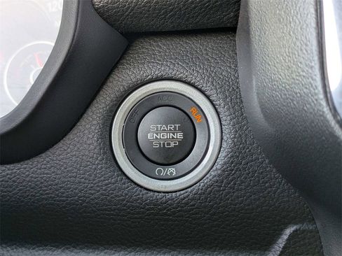 Used 2024 RAM 1500 Laramie image 28