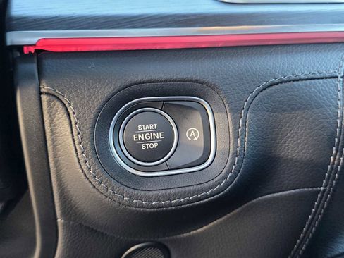 Certified 2025 Mercedes-Benz GLS 450 4MATIC image 27
