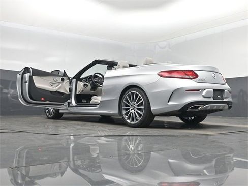 Used 2018 Mercedes-Benz C 300 Cabriolet image 47