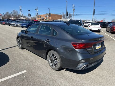 Certified 2023 Kia Forte LXS w/ LXS Technology Package image 4