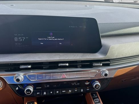 Used 2024 Kia Telluride SX Prestige X-Pro image 12