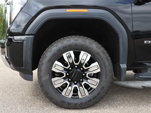 Used 2026 GMC Sierra 2500 Denali w/ Technology Package AWD/4WD image 28