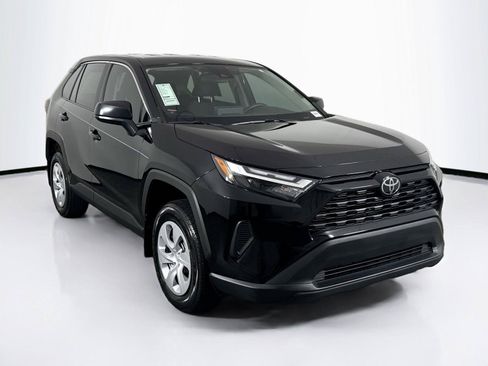 Certified 2025 Toyota RAV4 LE FWD image 8