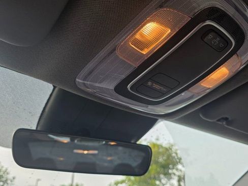 Certified 2025 Hyundai Elantra Sport image 27