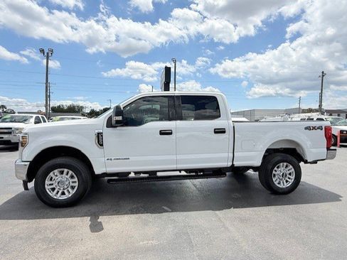 Used 2019 Ford F250 XLT w/ XLT Value Package AWD/4WD image 10