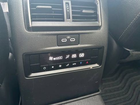 Certified 2024 MAZDA CX-90 3.3 Turbo S AWD/4WD image 19
