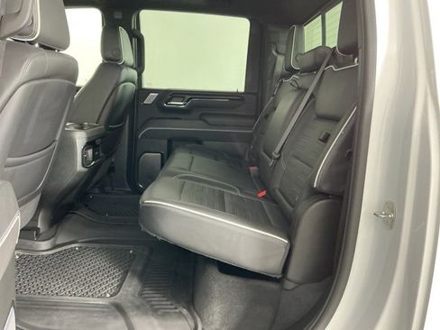 Used 2024 GMC Sierra 2500 AT4X image 31