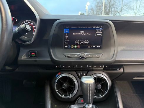 Used 2021 Chevrolet Camaro LT w/ RS Package image 22