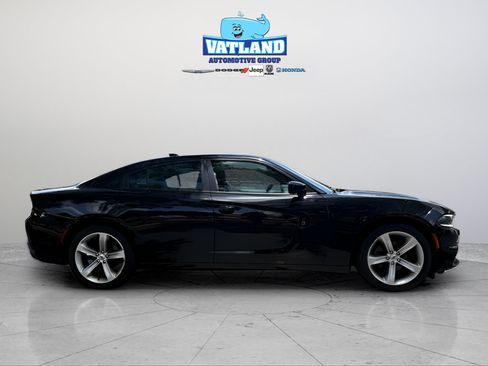 Used 2018 Dodge Charger SXT Plus w/ Quick Order Package 29J RWD image 6
