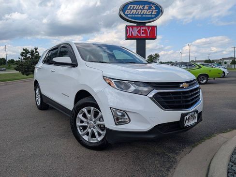 Used 2019 Chevrolet Equinox LT AWD/4WD image 2