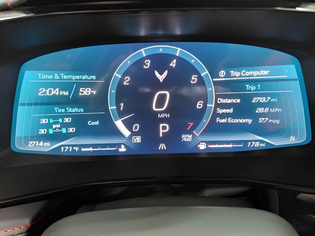 Used 2024 Chevrolet Corvette Stingray Coupe w/ 1LT RWD image 34
