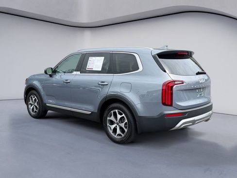 Used 2022 Kia Telluride EX FWD image 3