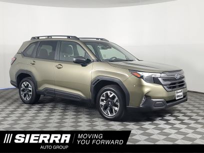 Used 2025 Subaru Forester Premium w/ Convenience Package #1