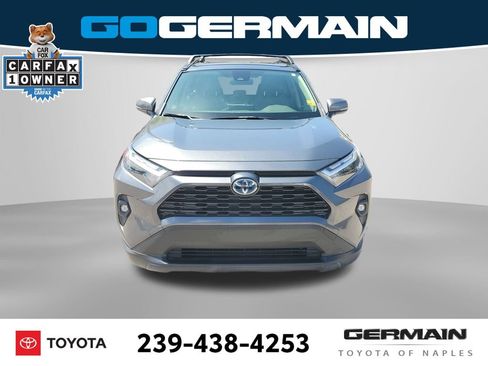 Used 2022 Toyota RAV4 XLE Premium AWD/4WD image 3